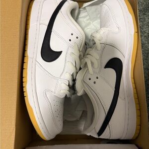 Nike dunk low - White/Black/Gum